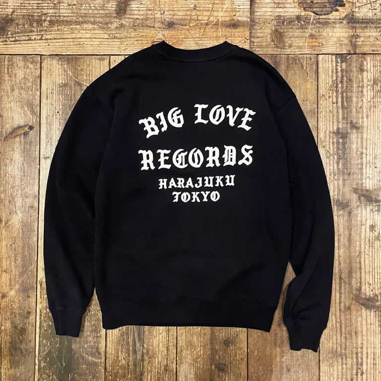 BIG LOVE 'CLASSIC LOGO -BLACK- *MADE WITH ECOCYCLE* SWEATSHIRT'