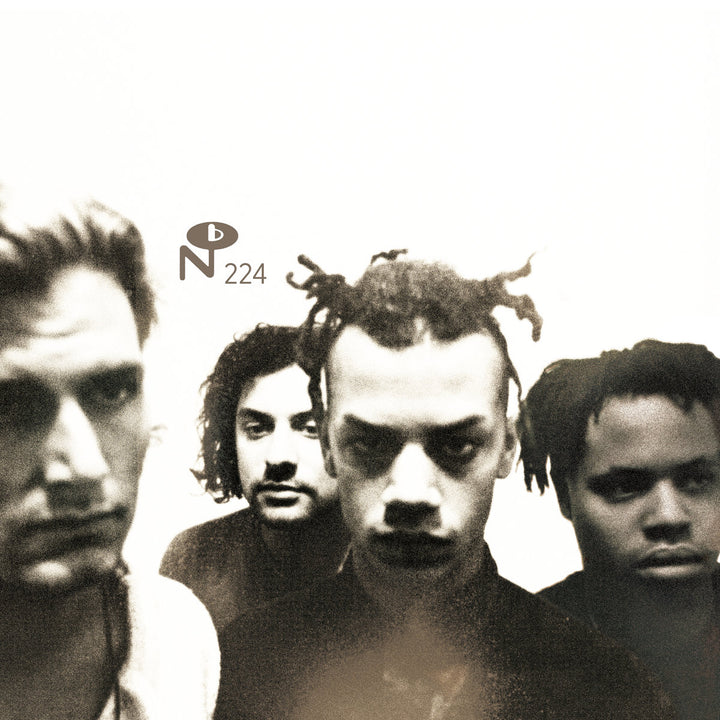 MAJESTY CRUSH 'BUTTERFLIES DON'T GO AWAY'
