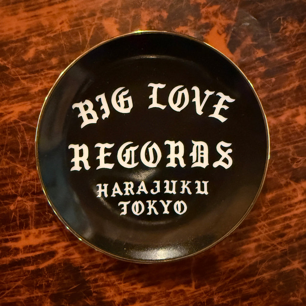 BIG LOVE 'SMALL PLATE'